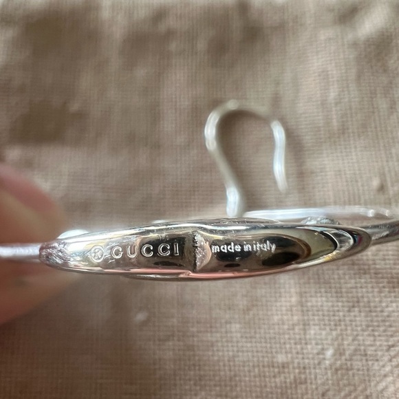 Gucci Britt Silver GG Signature Loop Earrings*NWT - Picture 6 of 7